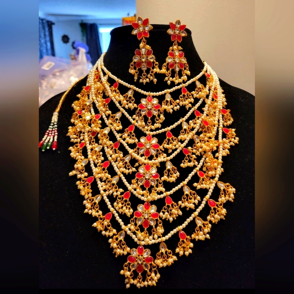 Necklace set